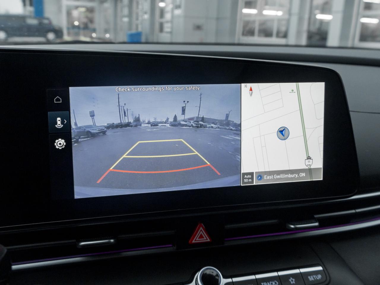 2025 Hyundai Elantra Luxury 4dr Sedan Photo