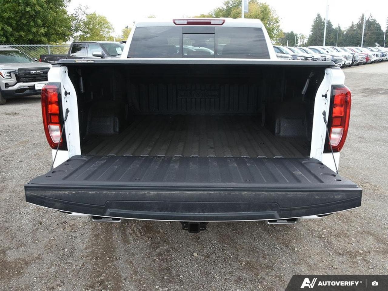 2026 GMC Sierra 1500 Crew Cab Short Box 4-Wheel Drive Elevation Photo
