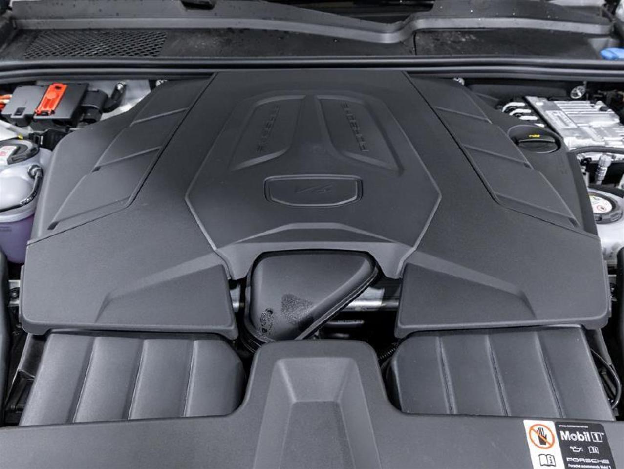 2025 Porsche Cayenne  Photo