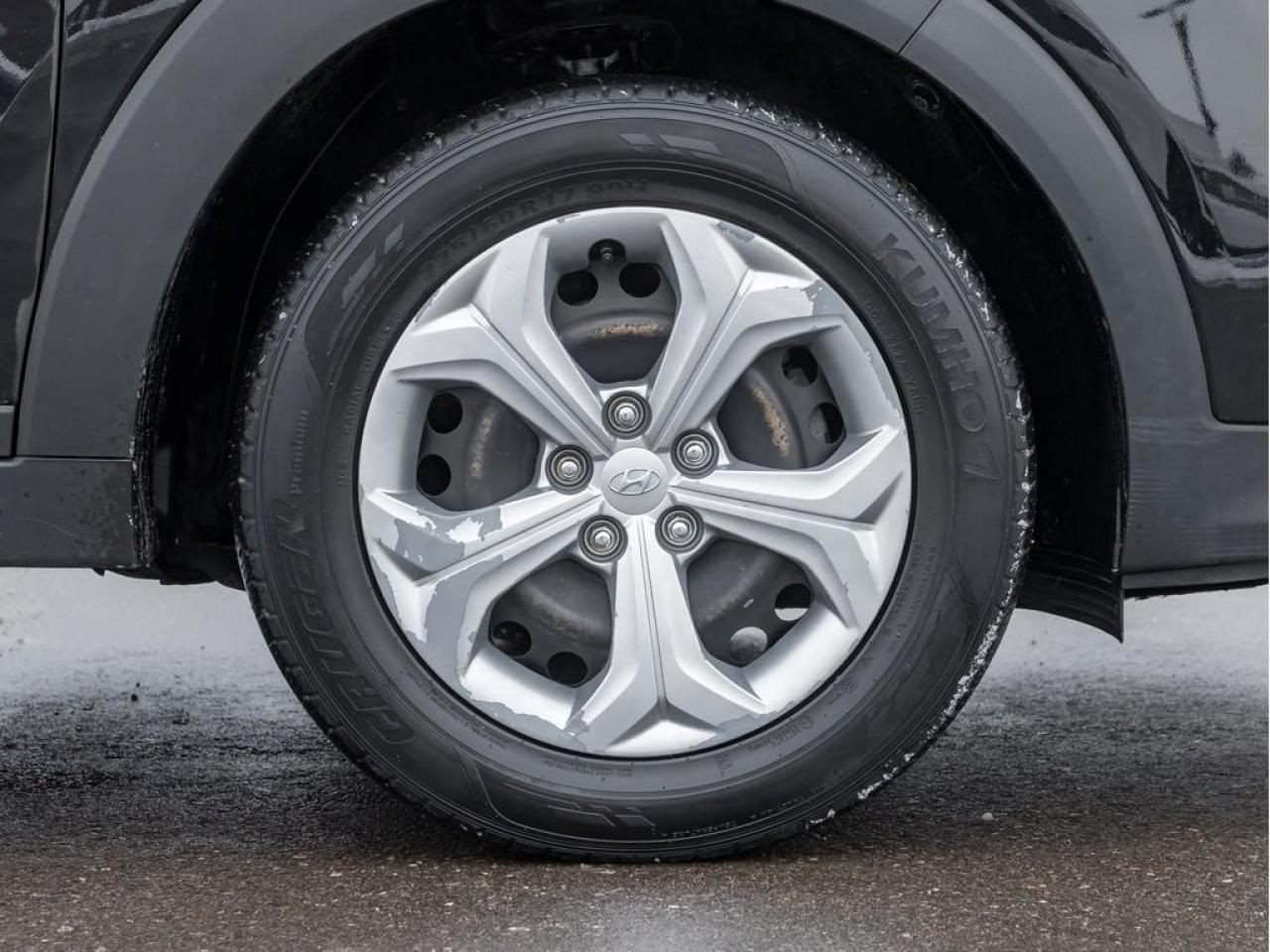 2018 Hyundai Tucson Base 2.0L 4dr All-Wheel Drive Photo3