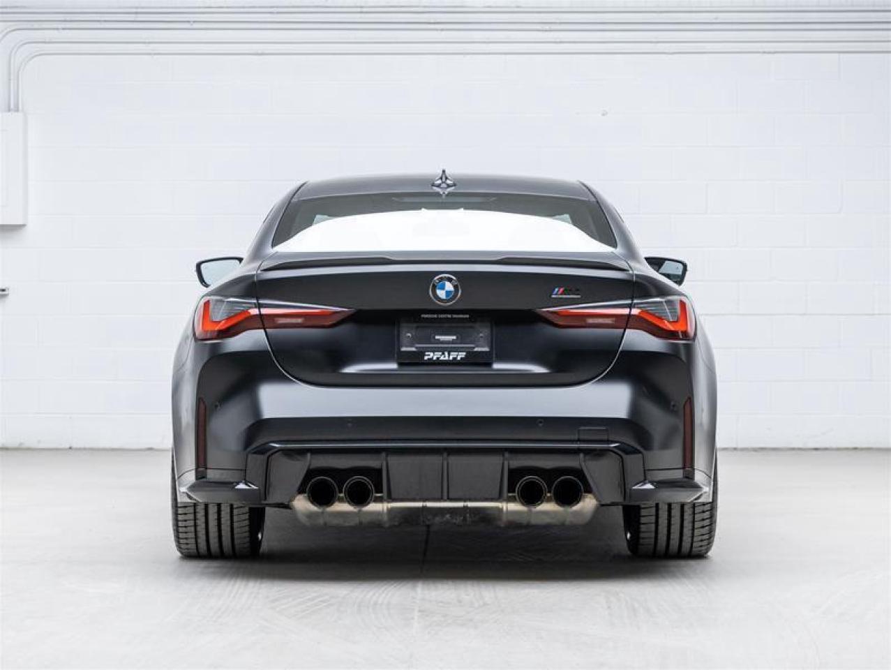 2022 BMW M4  Photo