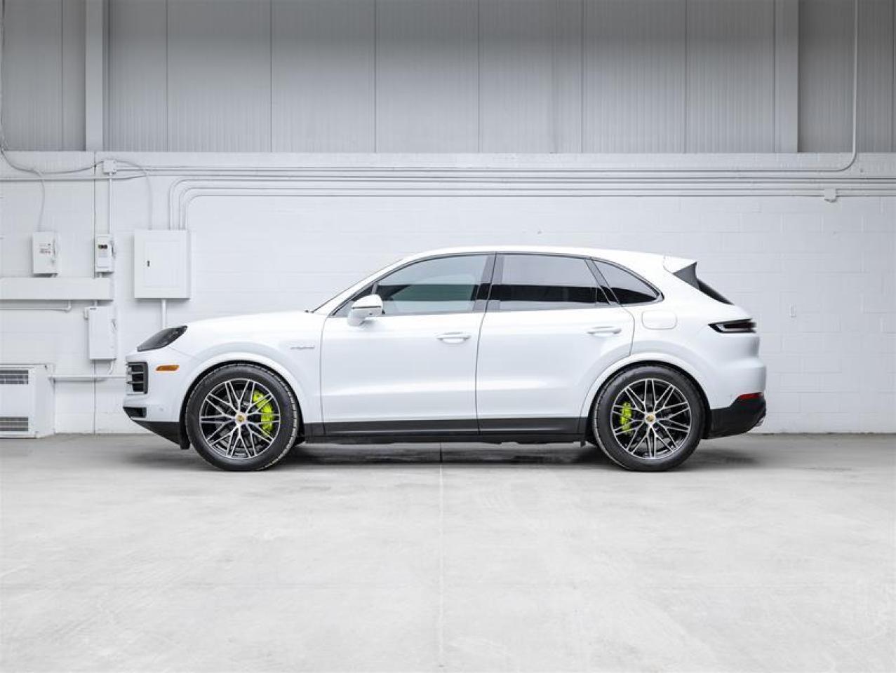 2024 Porsche Cayenne  Photo