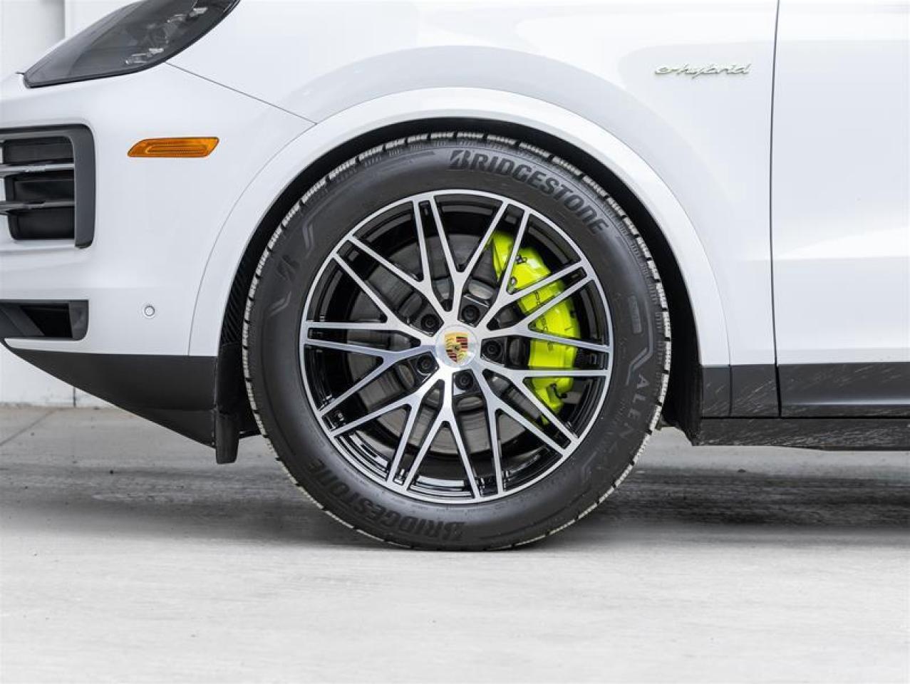 2024 Porsche Cayenne  Photo