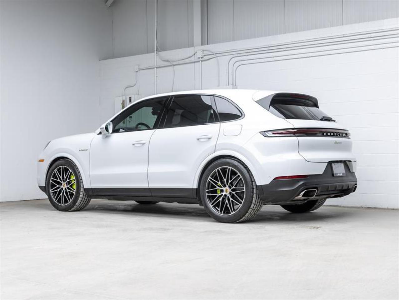 2024 Porsche Cayenne  Photo