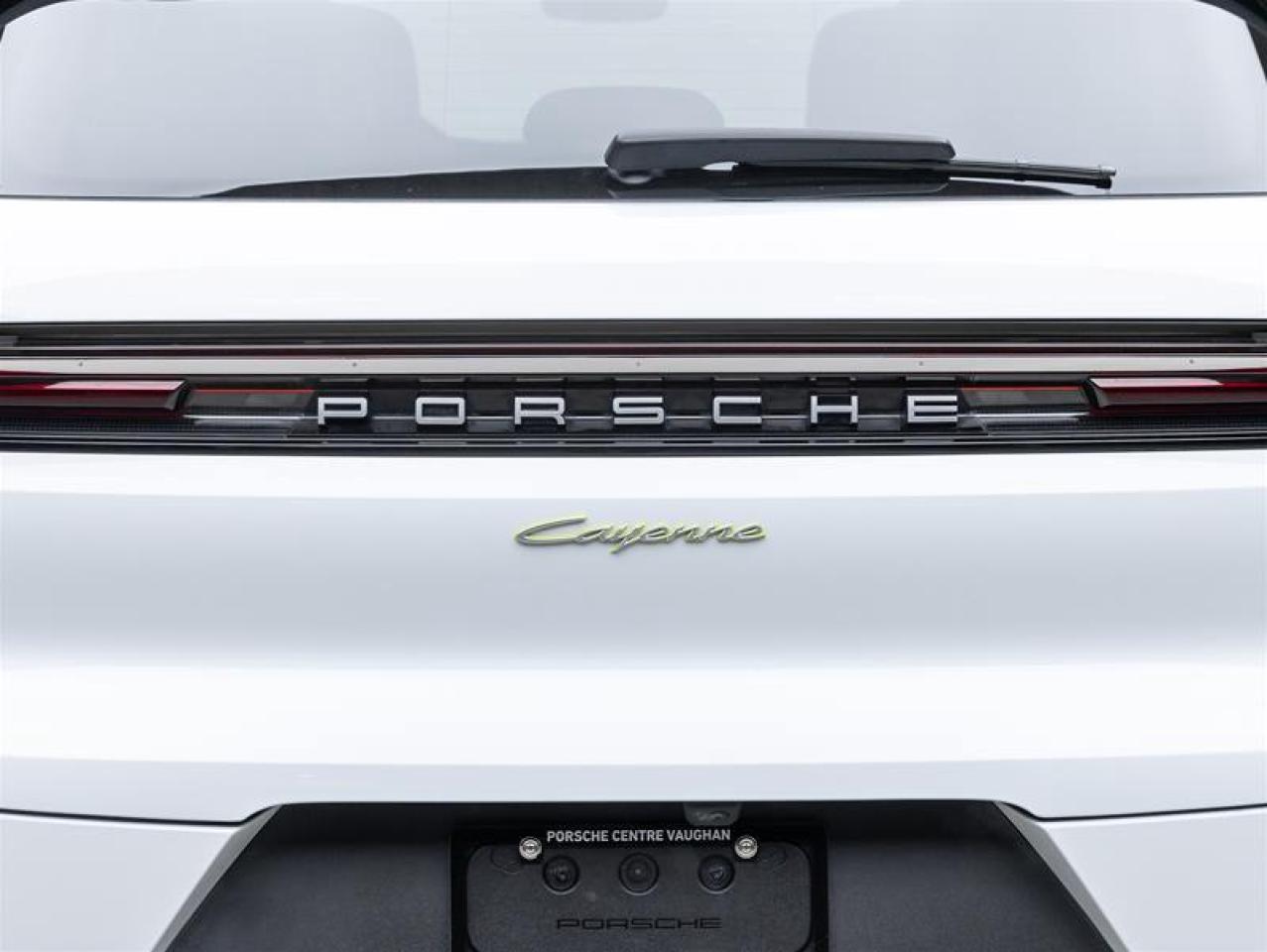 2024 Porsche Cayenne  Photo