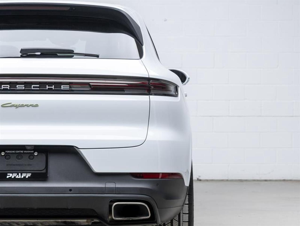 2024 Porsche Cayenne  Photo