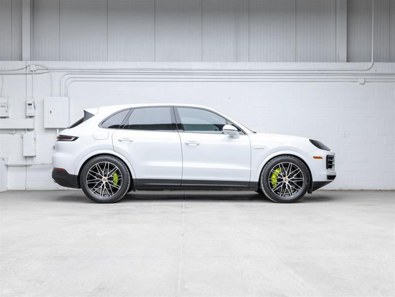 2024 Porsche Cayenne  Photo