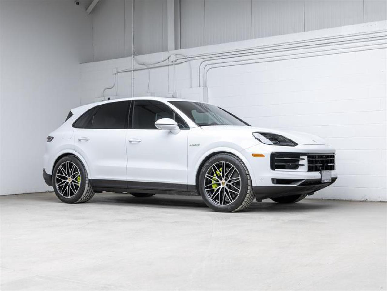 2024 Porsche Cayenne  Photo