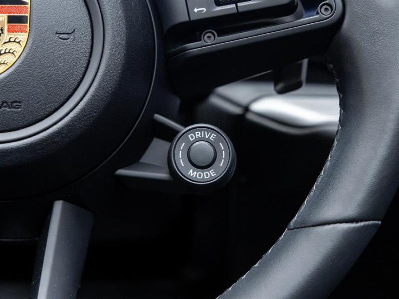 2024 Porsche Cayenne  Photo