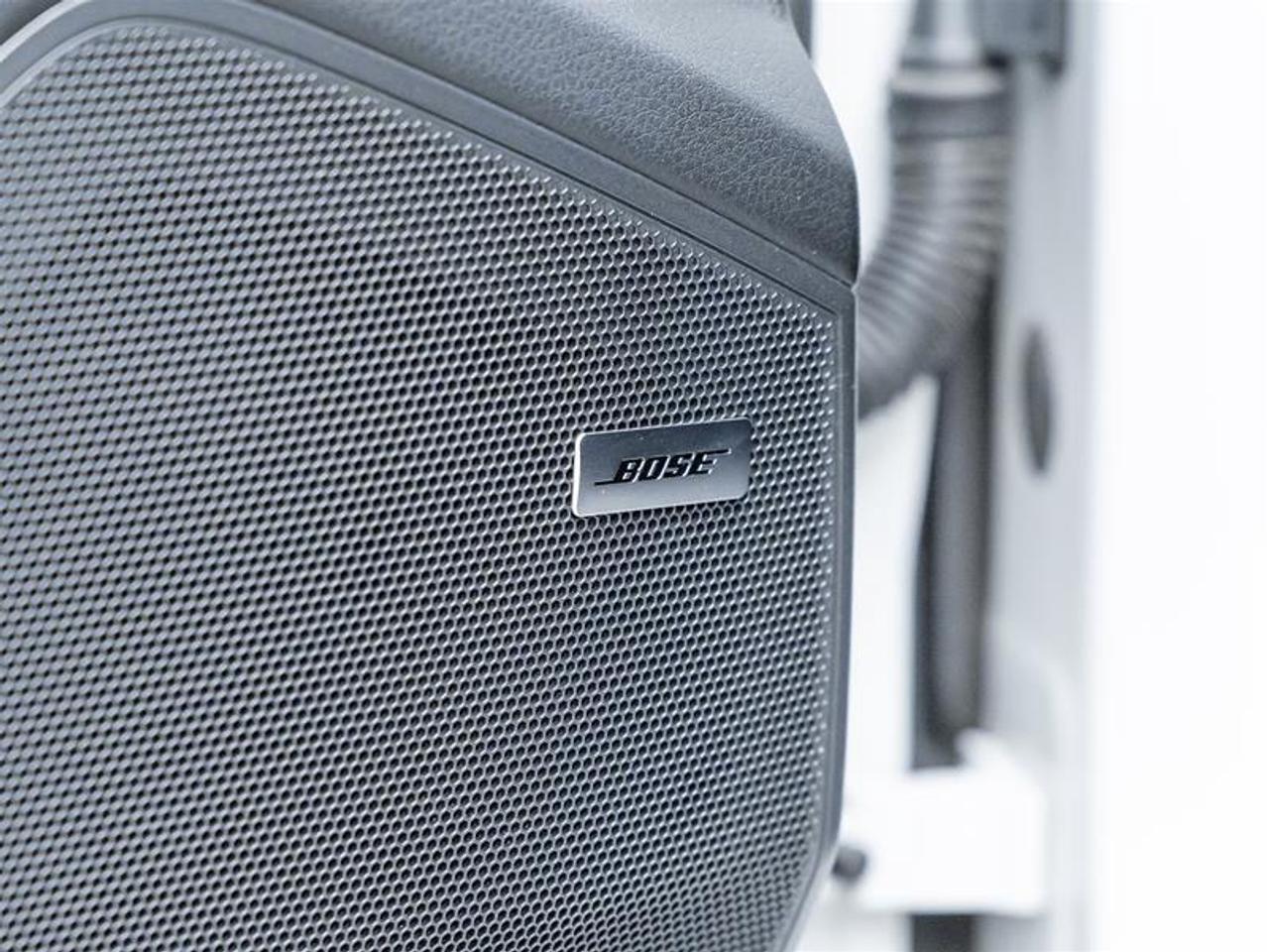 2024 Porsche Cayenne  Photo