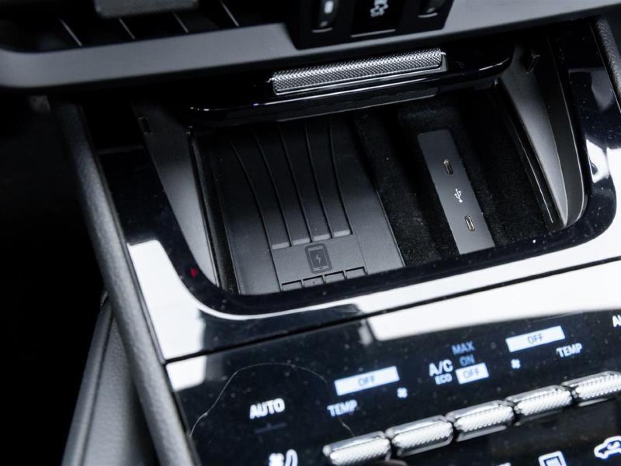 2024 Porsche Cayenne  Photo