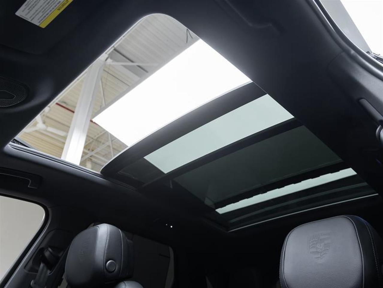 2024 Porsche Cayenne  Photo