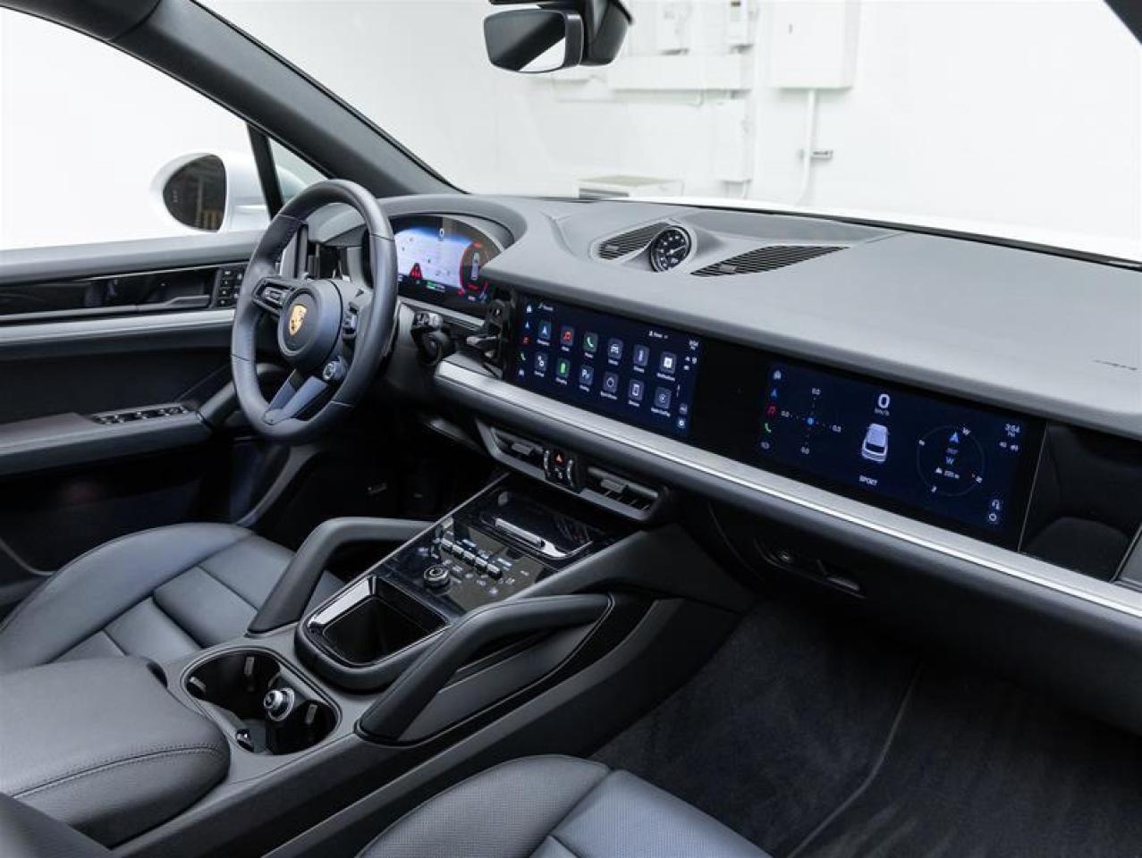 2024 Porsche Cayenne  Photo