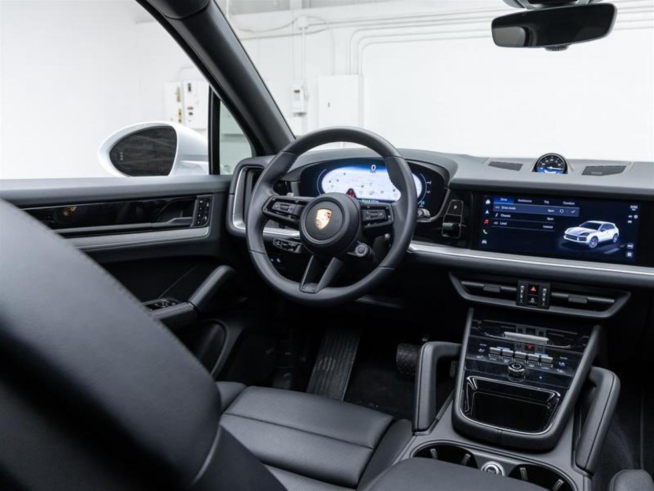 2024 Porsche Cayenne  Photo