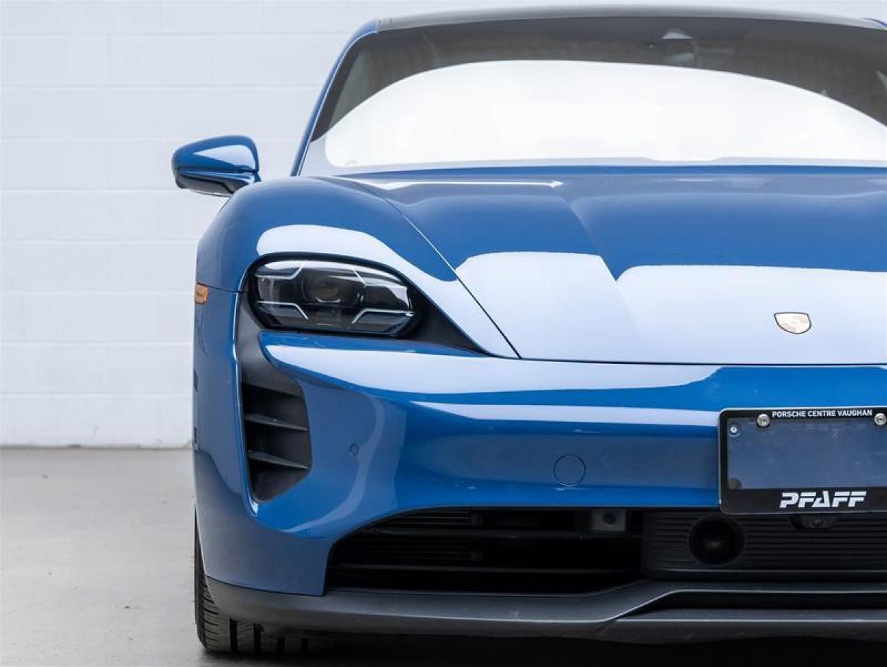 2023 Porsche Taycan  Photo2