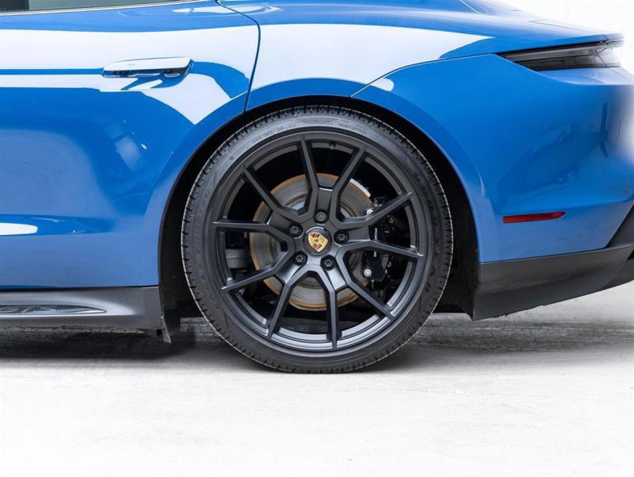 2023 Porsche Taycan  Photo