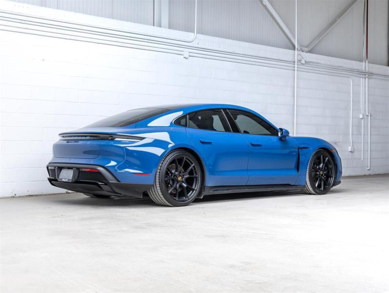 2023 Porsche Taycan  Photo