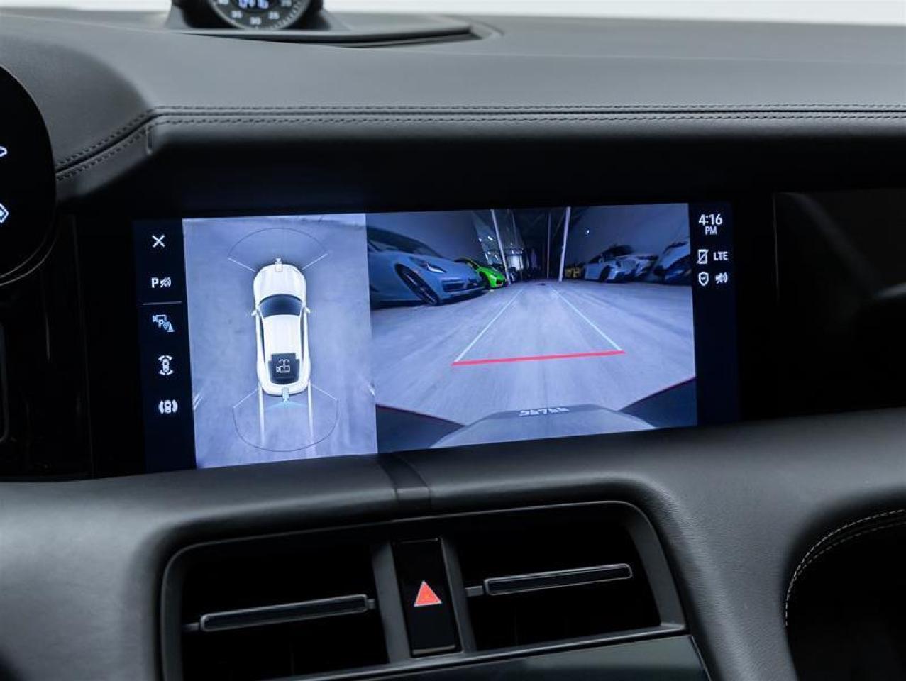 2023 Porsche Taycan  Photo