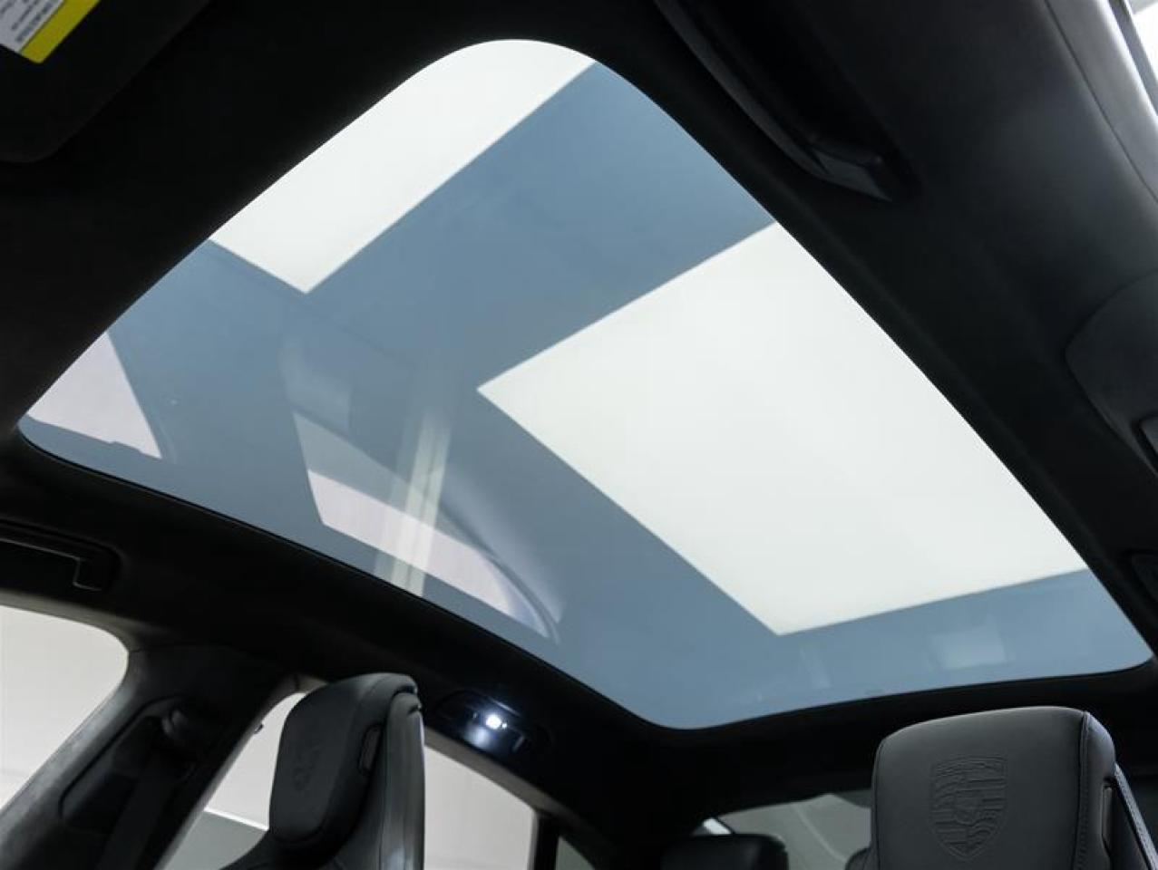 2023 Porsche Taycan  Photo