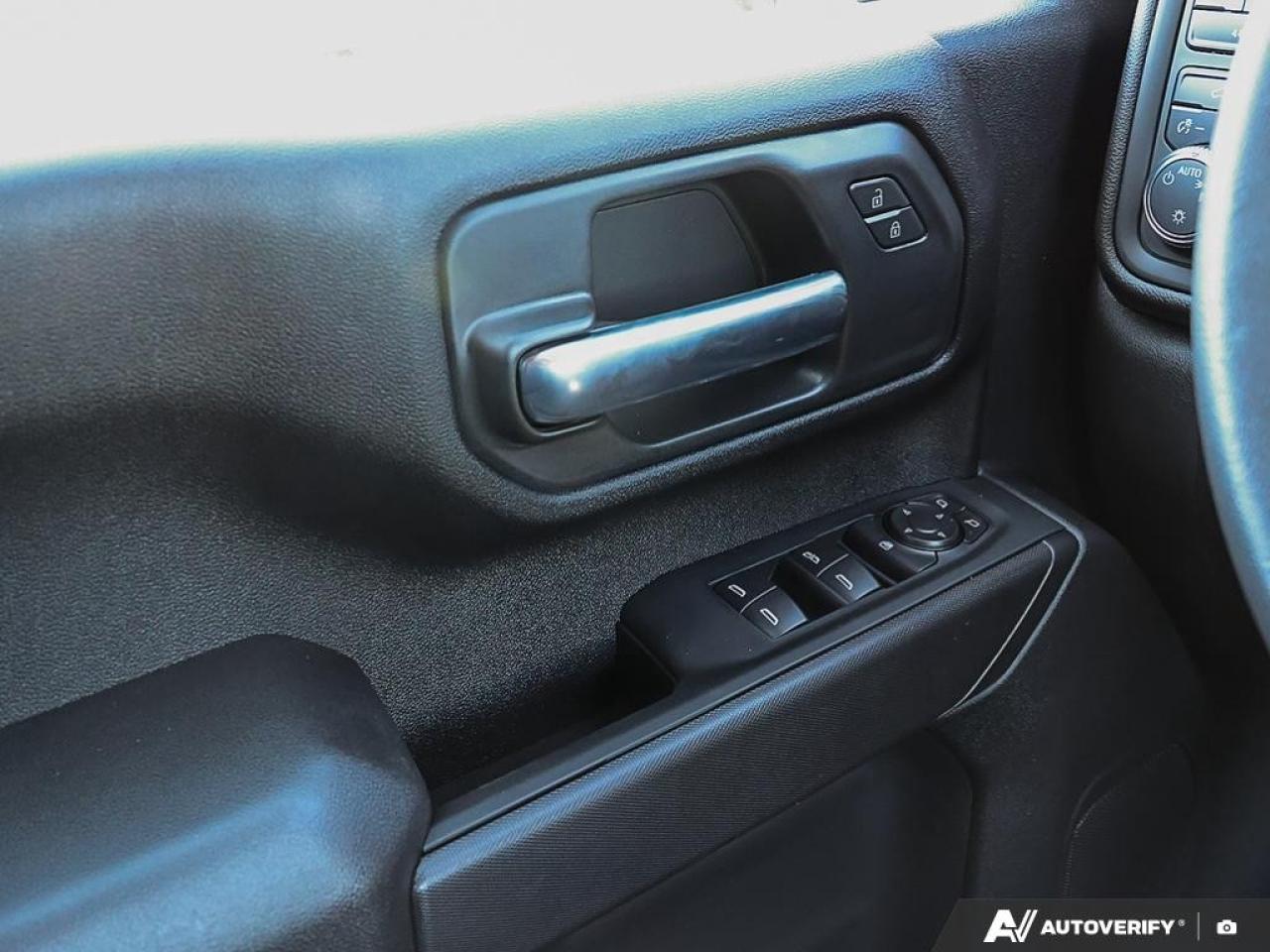 2026 GMC Sierra 3500HD 4WD Double Cab Long Box Pro Photo