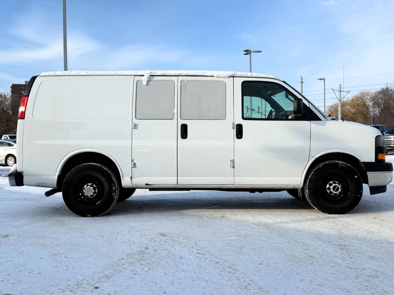 2020 GMC Savana 2500 Work Van Rear-Wheel Drive Cargo Van Photo