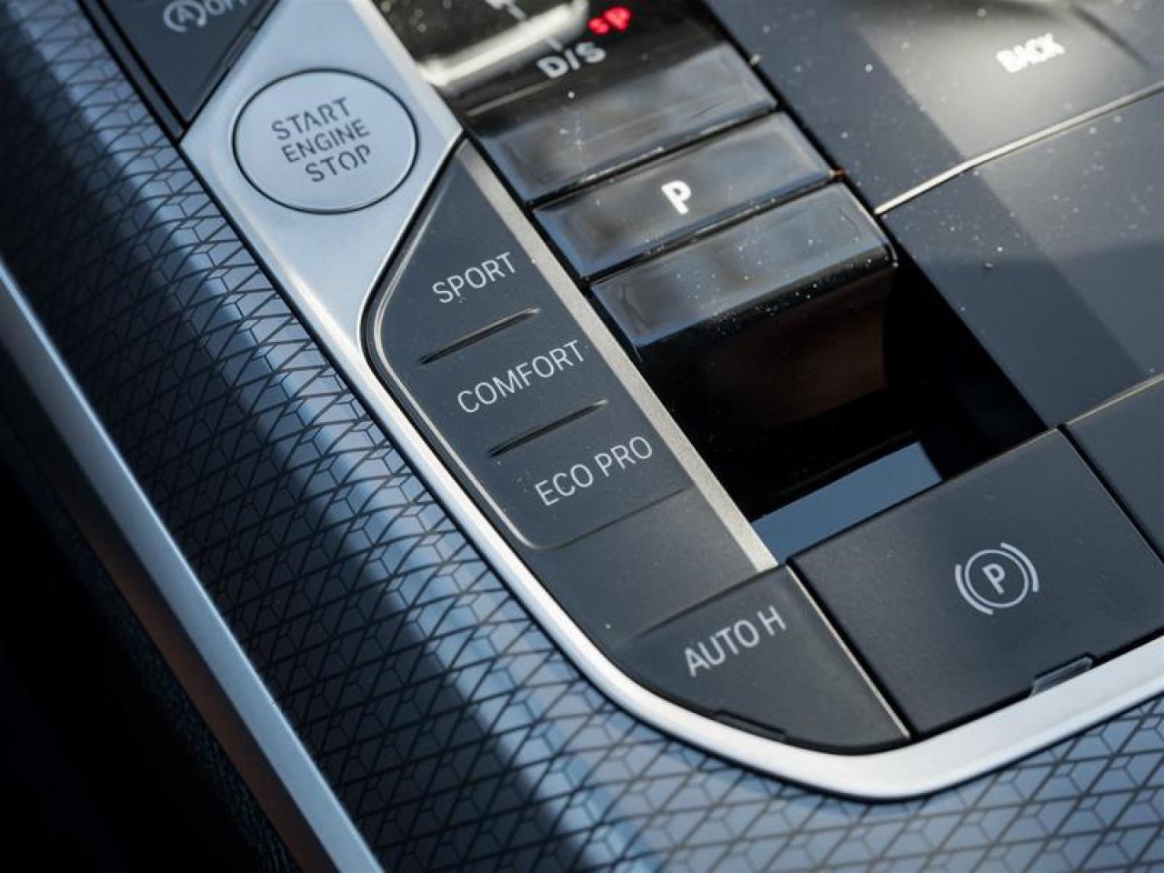 2026 BMW M340 i xDrive 4dr All-Wheel Drive Sedan Photo