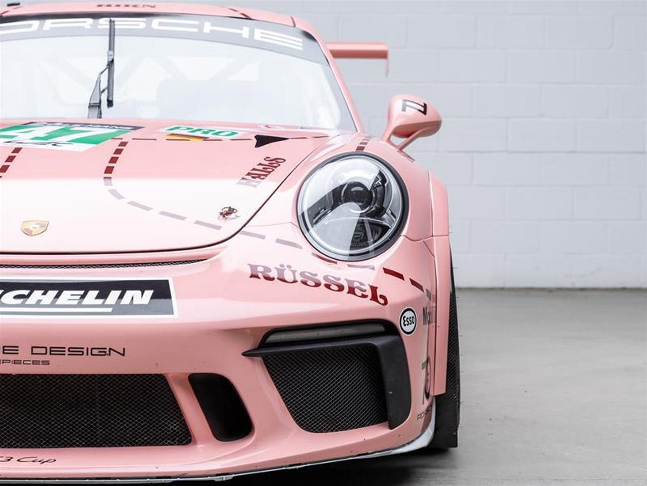 2018 Porsche 911  Photo3
