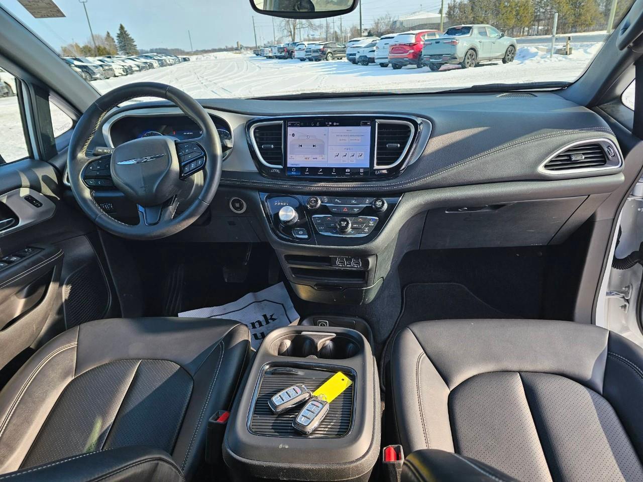 2024 Chrysler Pacifica Touring-L Front-Wheel Drive Passenger Van Photo