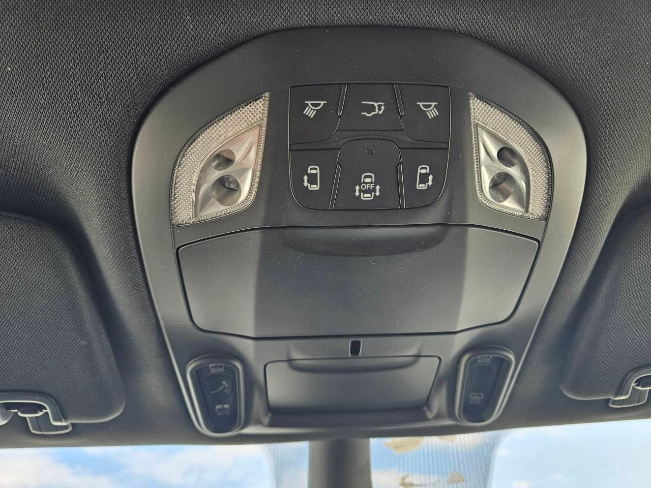 2024 Chrysler Pacifica Touring-L Front-Wheel Drive Passenger Van Photo