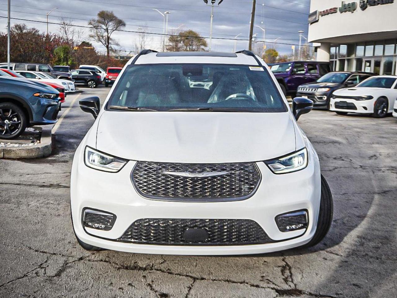 2026 Chrysler Pacifica  Photo