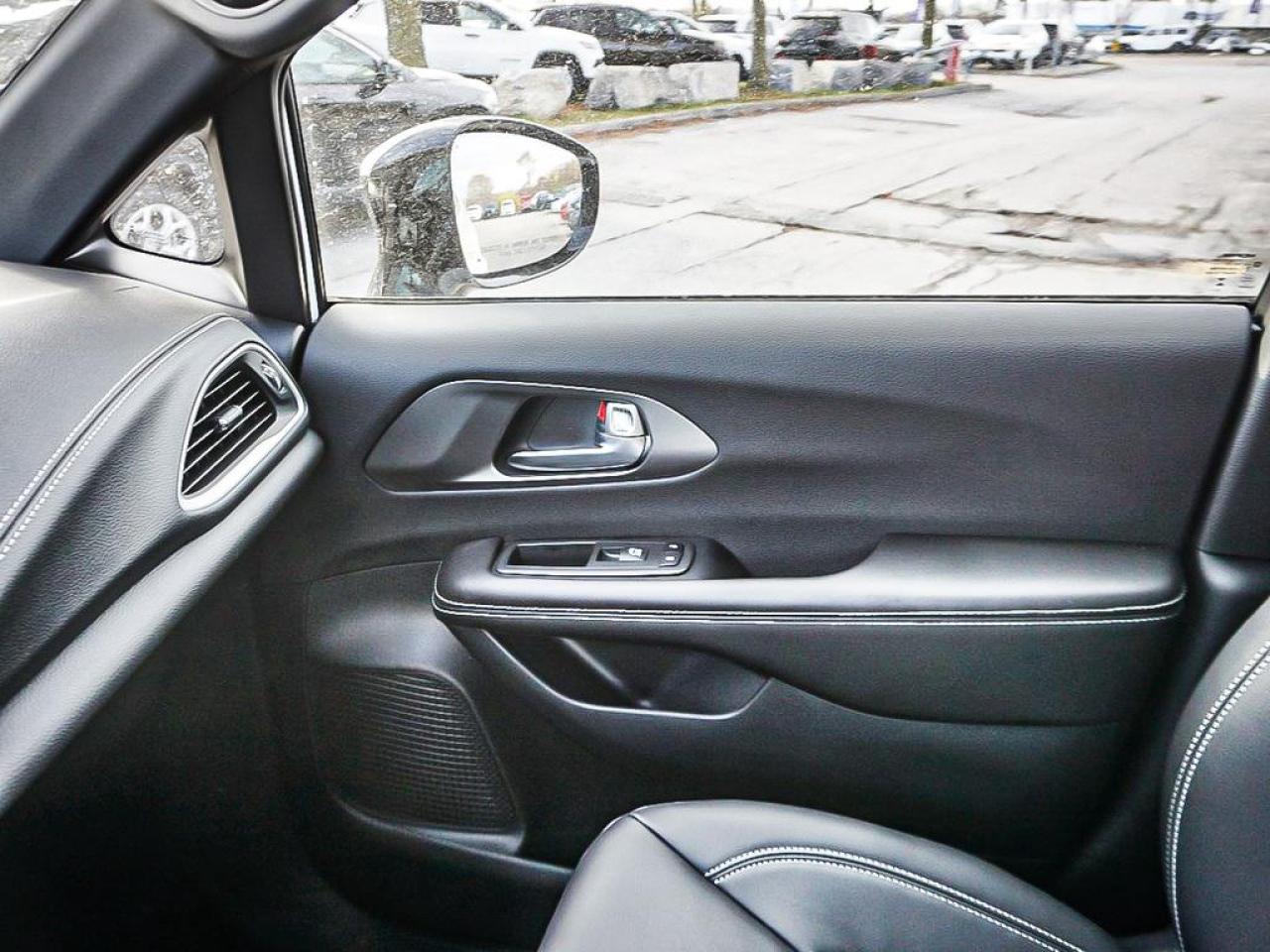 2026 Chrysler Pacifica  Photo