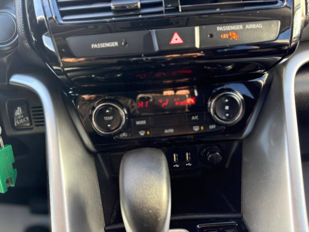 2022 Mitsubishi Eclipse Cross ES 4dr S-AWC Photo