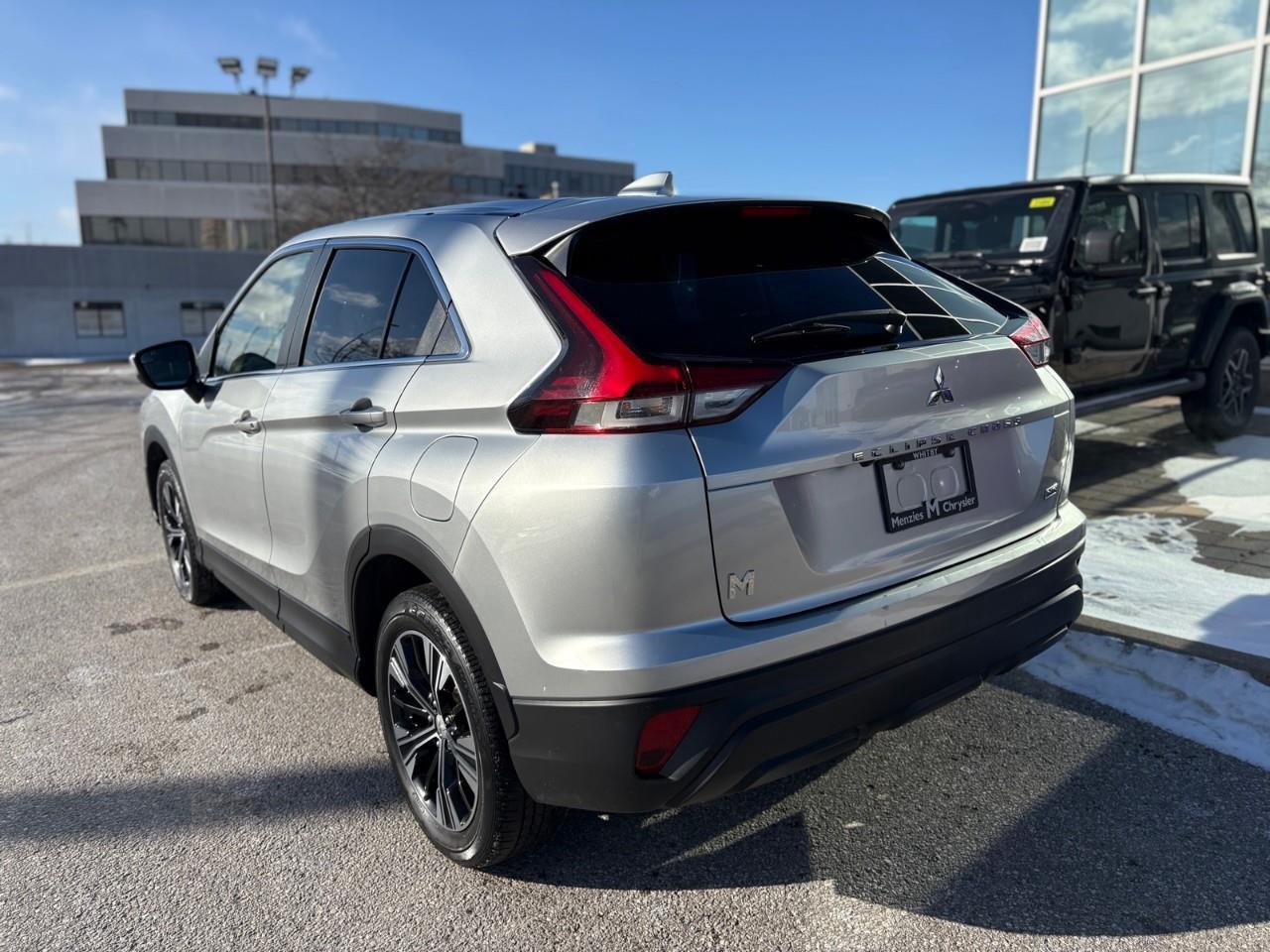 2022 Mitsubishi Eclipse Cross ES 4dr S-AWC Photo2