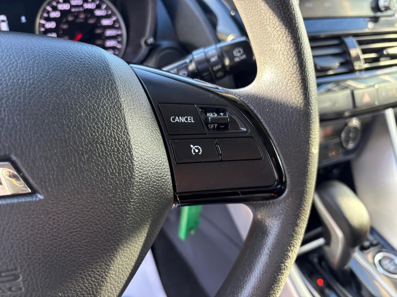 2022 Mitsubishi Eclipse Cross ES 4dr S-AWC Photo