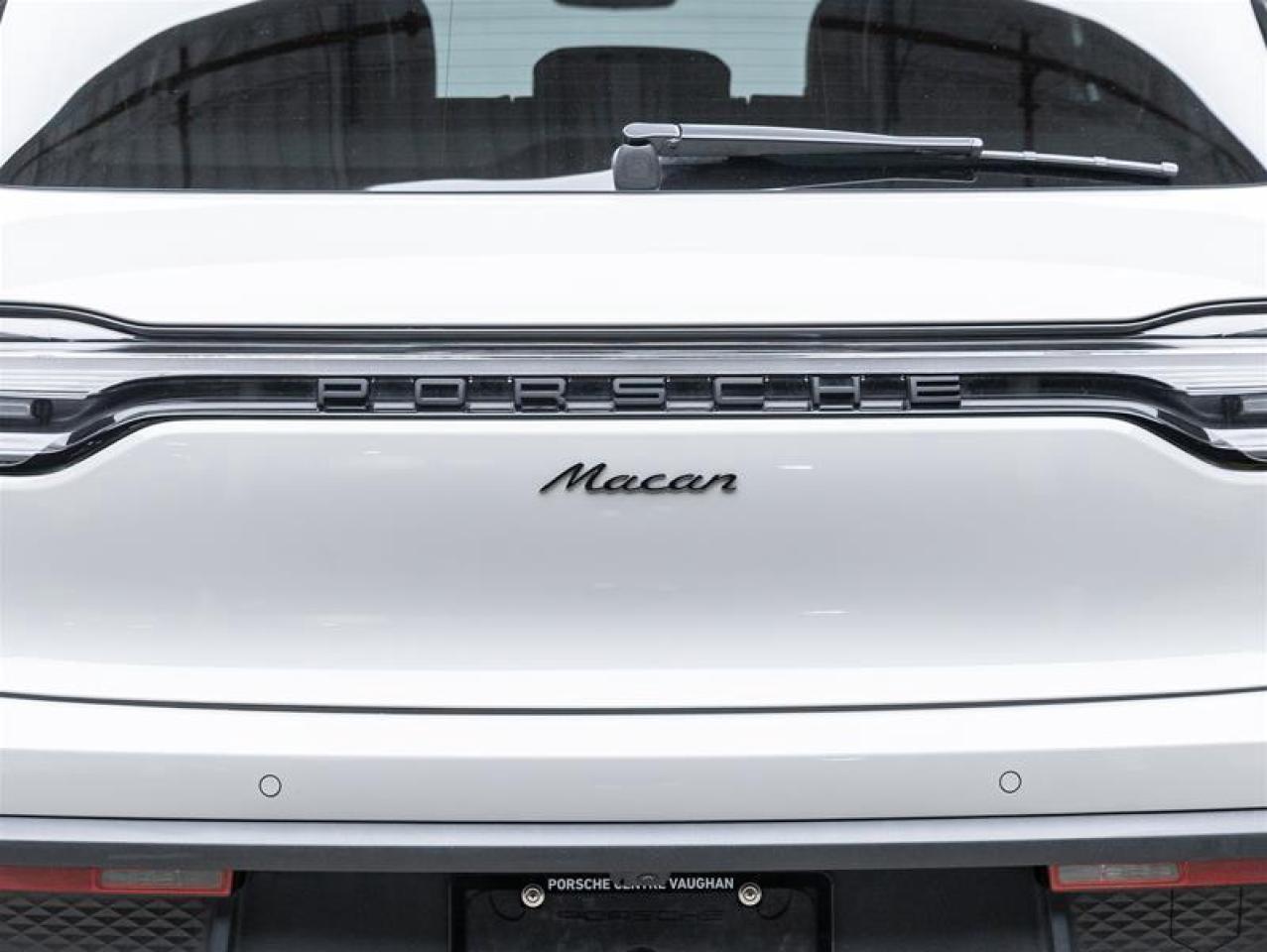 2024 Porsche Macan  Photo