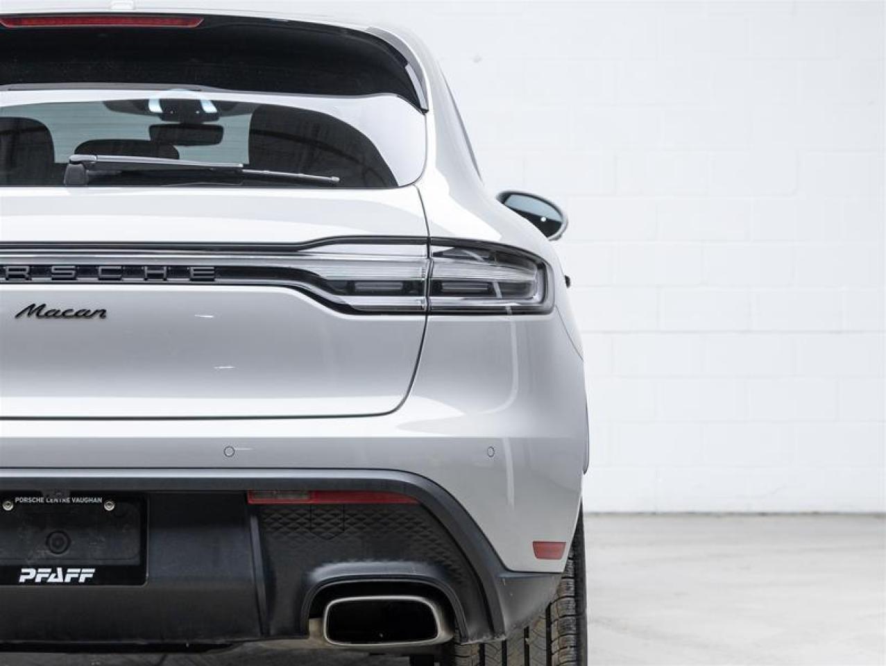 2024 Porsche Macan  Photo