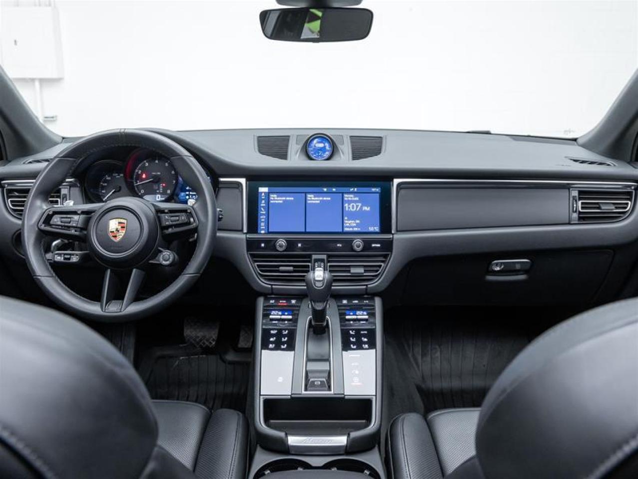 2024 Porsche Macan  Photo