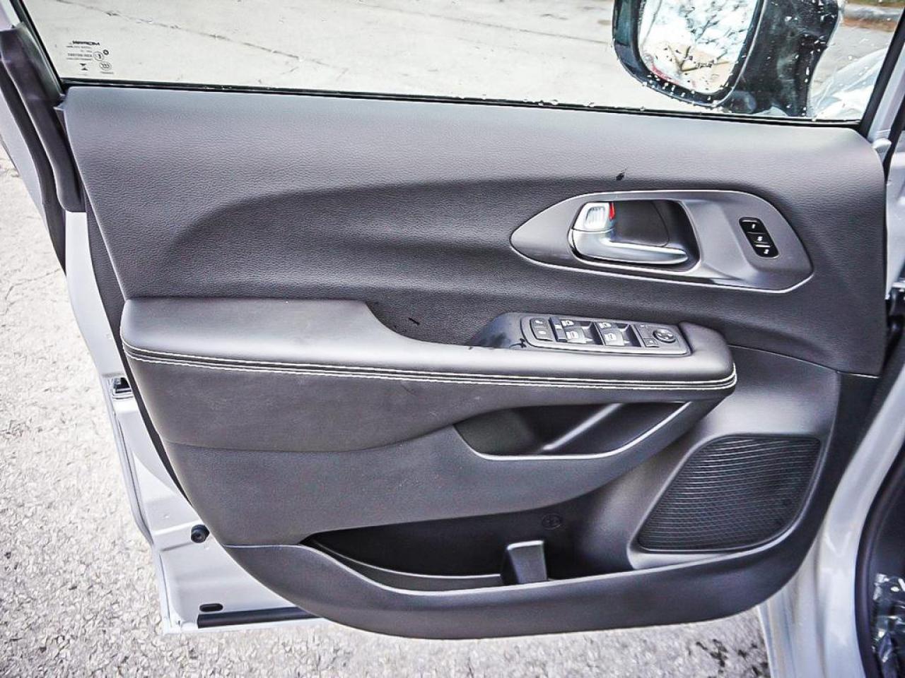 2026 Chrysler Pacifica  Photo