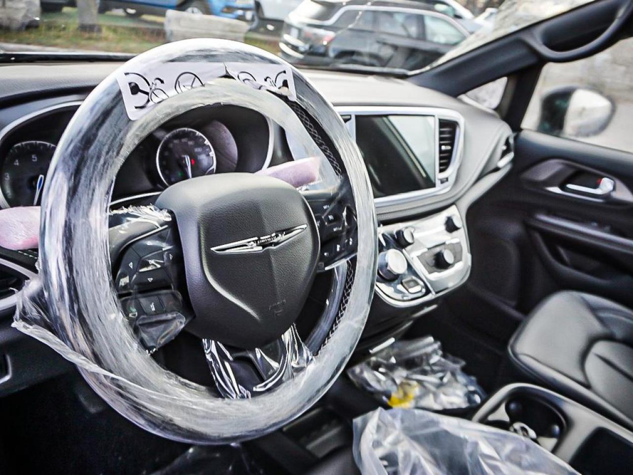 2026 Chrysler Pacifica  Photo