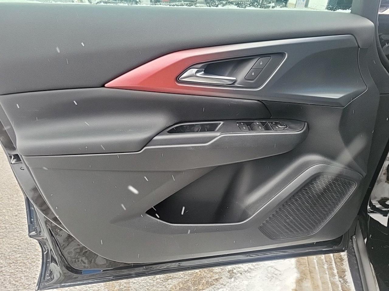 2026 Chevrolet Equinox EV RS 4dr Photo