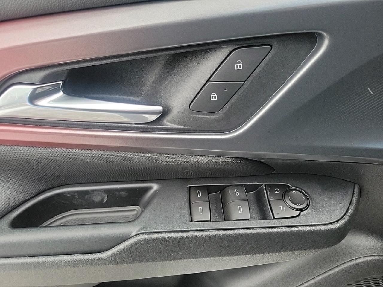 2026 Chevrolet Equinox EV RS 4dr Photo