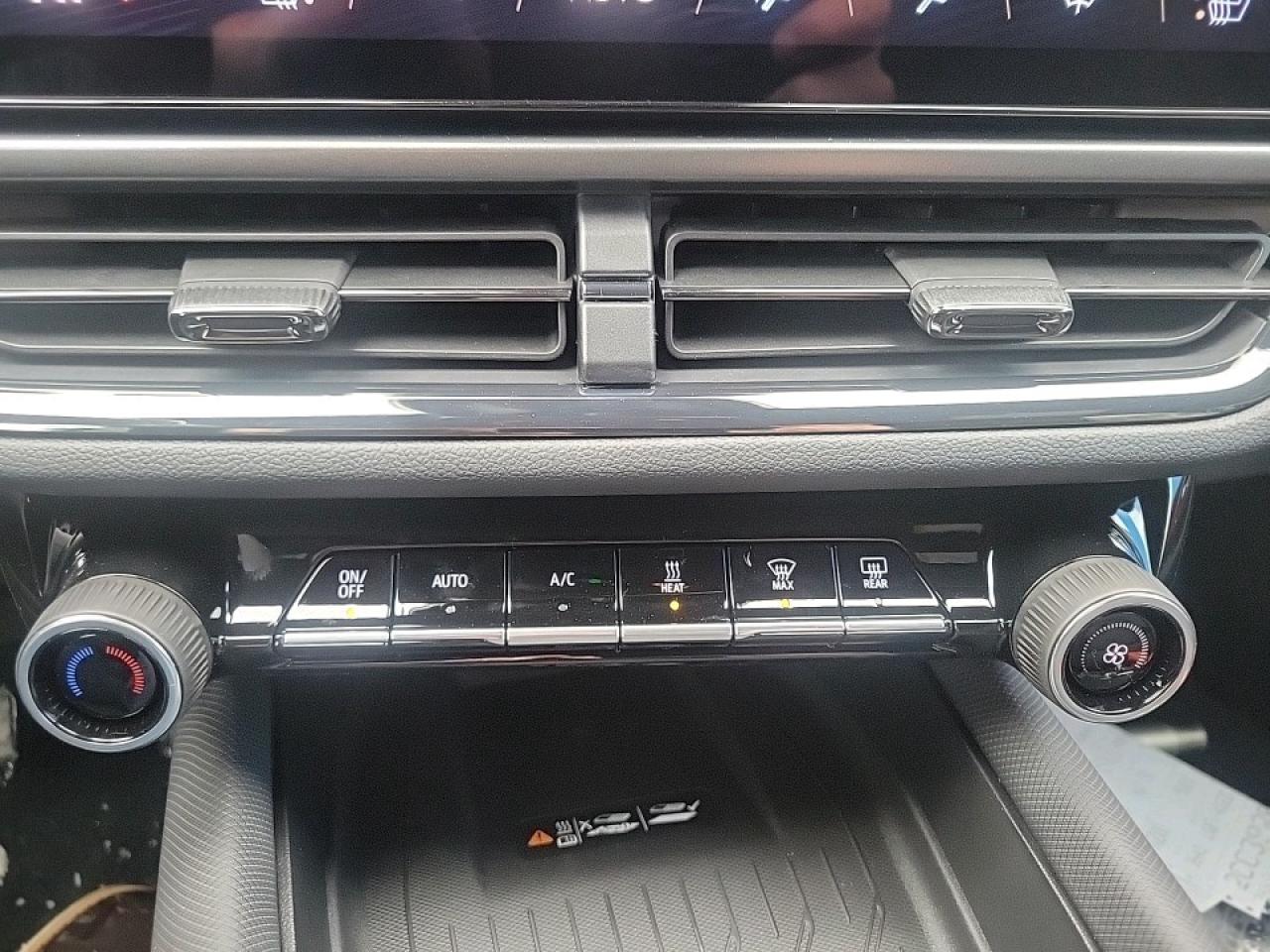 2026 Chevrolet Equinox EV RS 4dr Photo