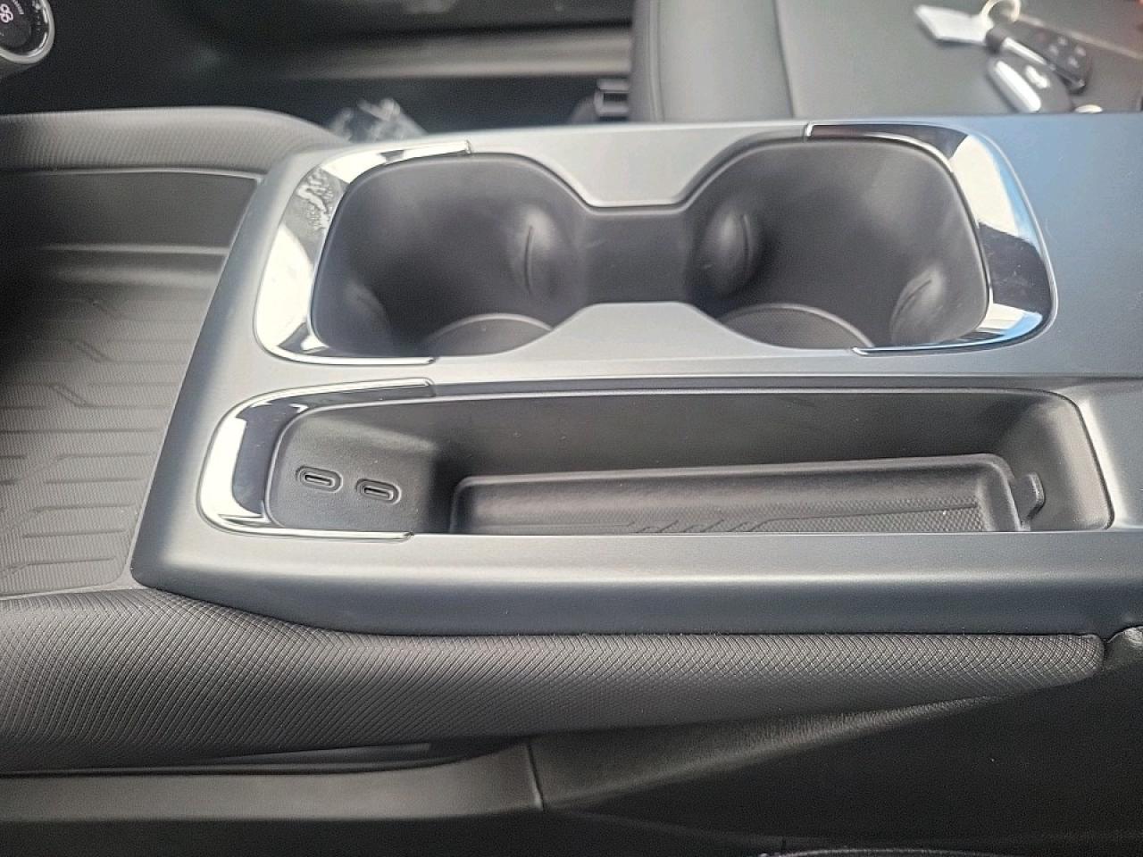 2026 Chevrolet Equinox EV RS 4dr Photo