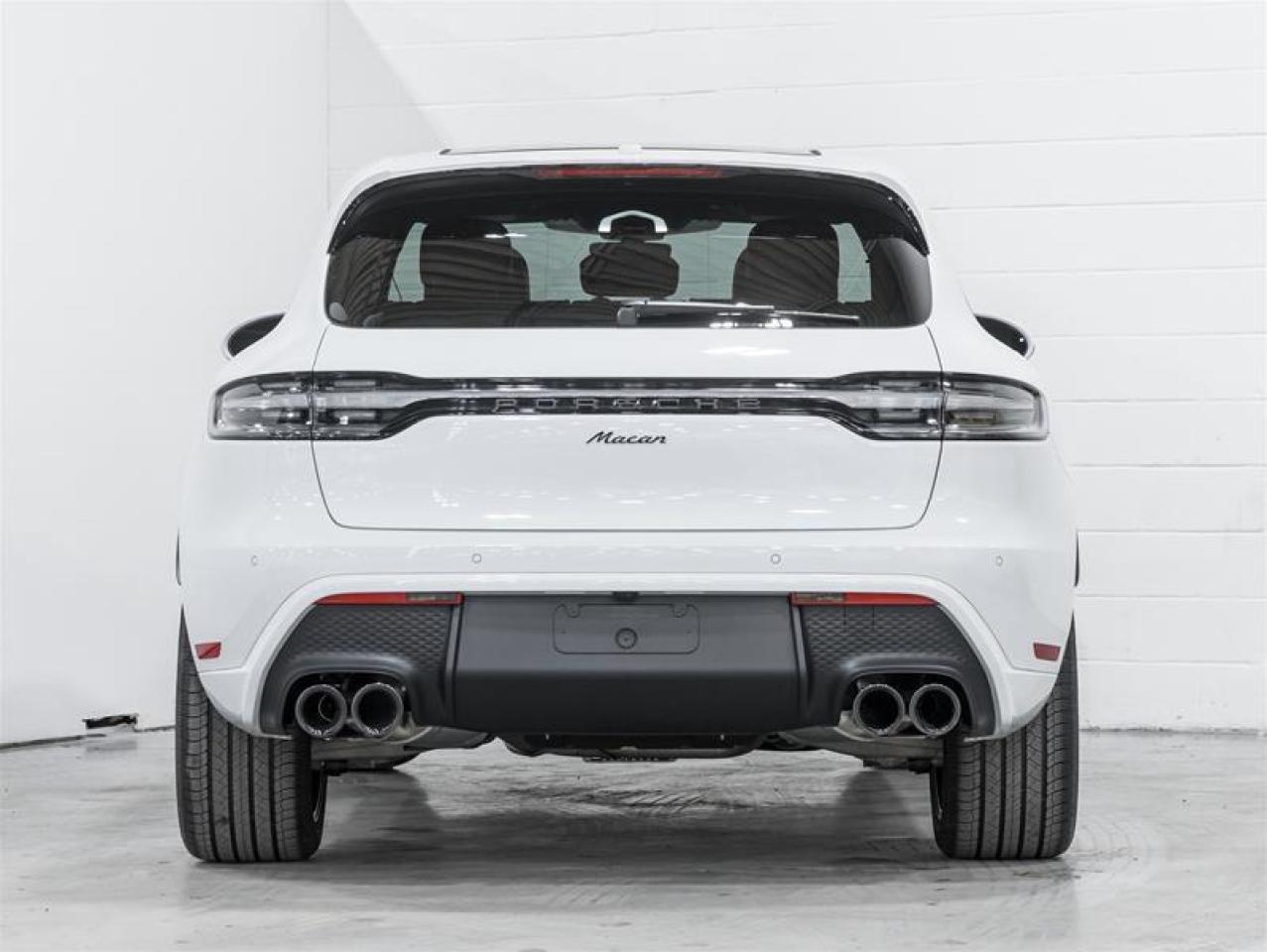 2026 Porsche Macan  Photo