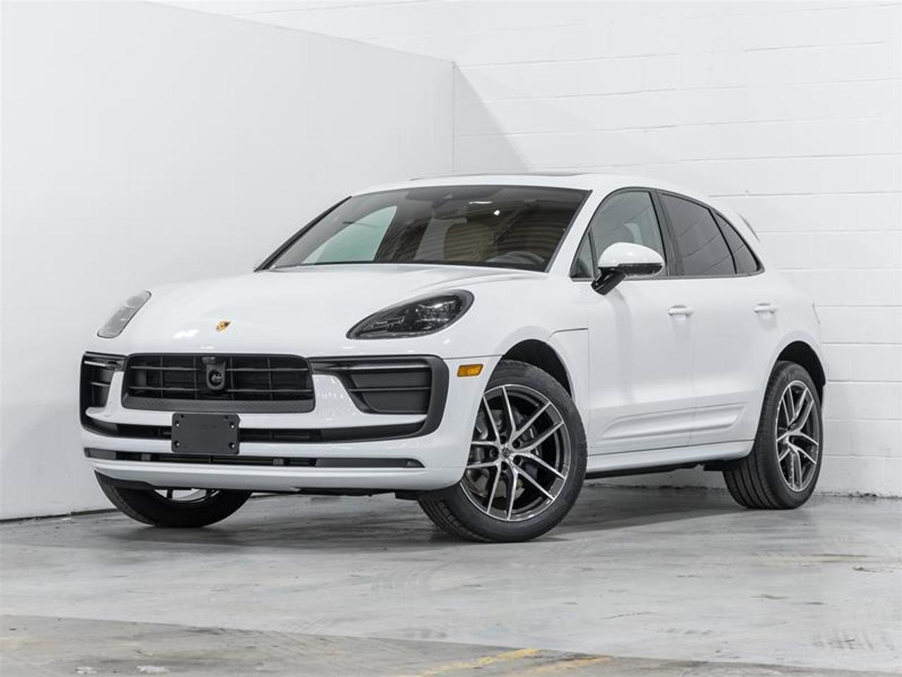 2026 Porsche Macan  Photo0