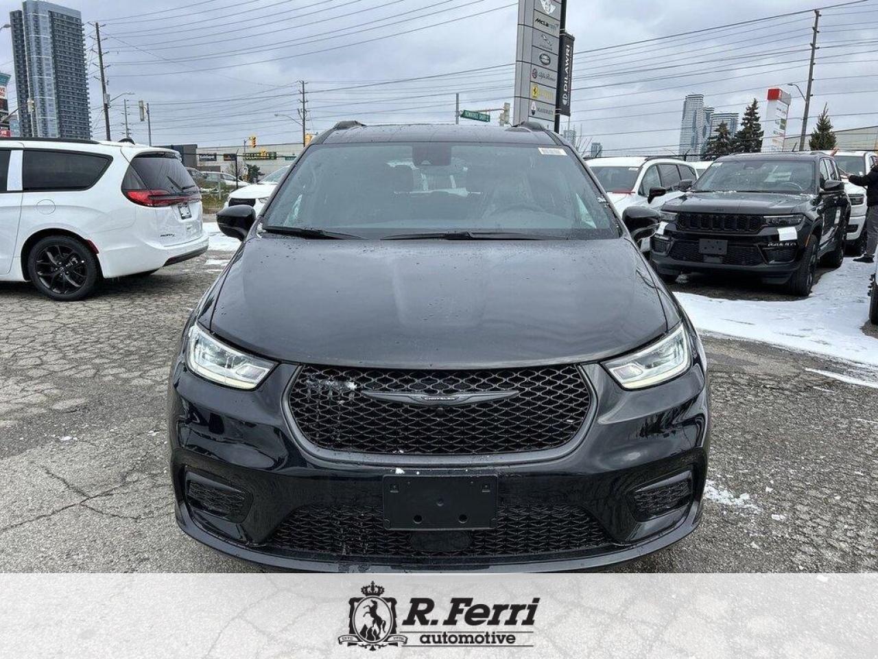 2026 Chrysler Pacifica Select Front-Wheel Drive Passenger Van Photo