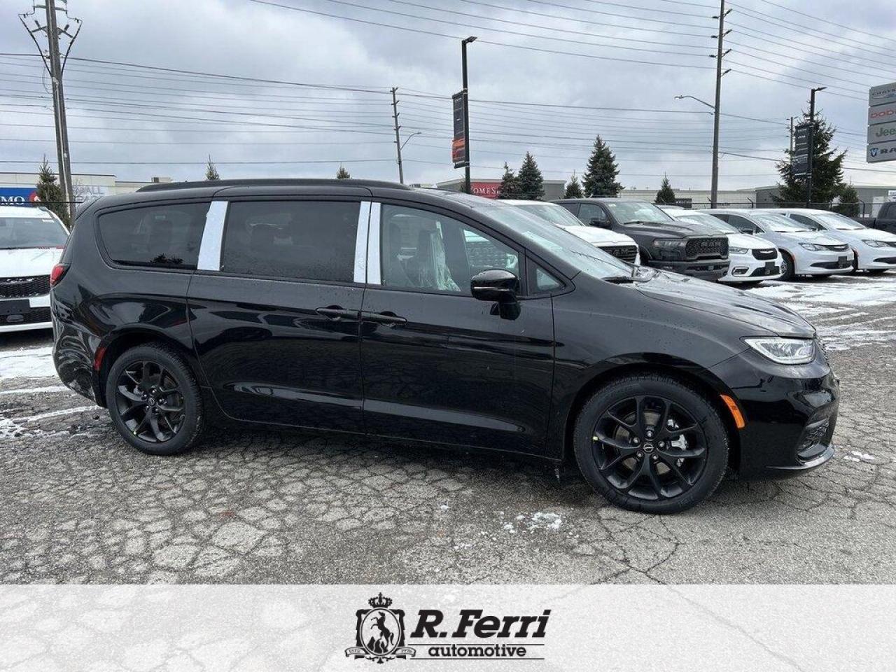 2026 Chrysler Pacifica Select Front-Wheel Drive Passenger Van Photo