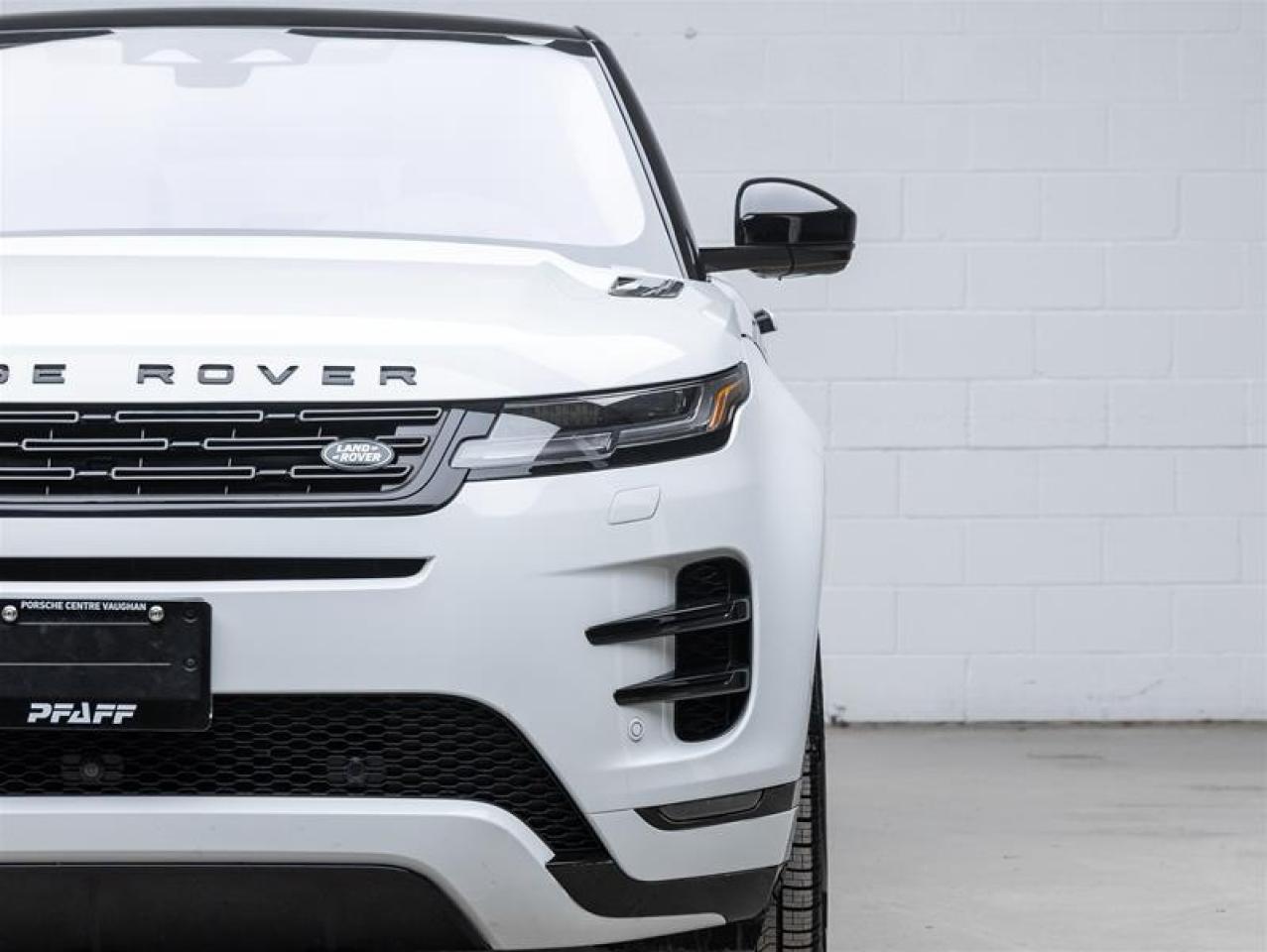 2024 Land Rover Range Rover Evoque  Photo