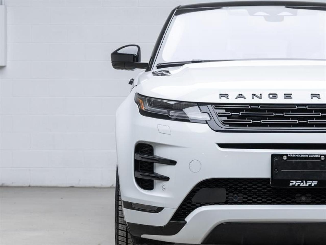 2024 Land Rover Range Rover Evoque  Photo