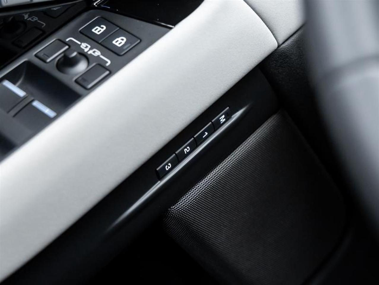 2024 Land Rover Range Rover Evoque  Photo